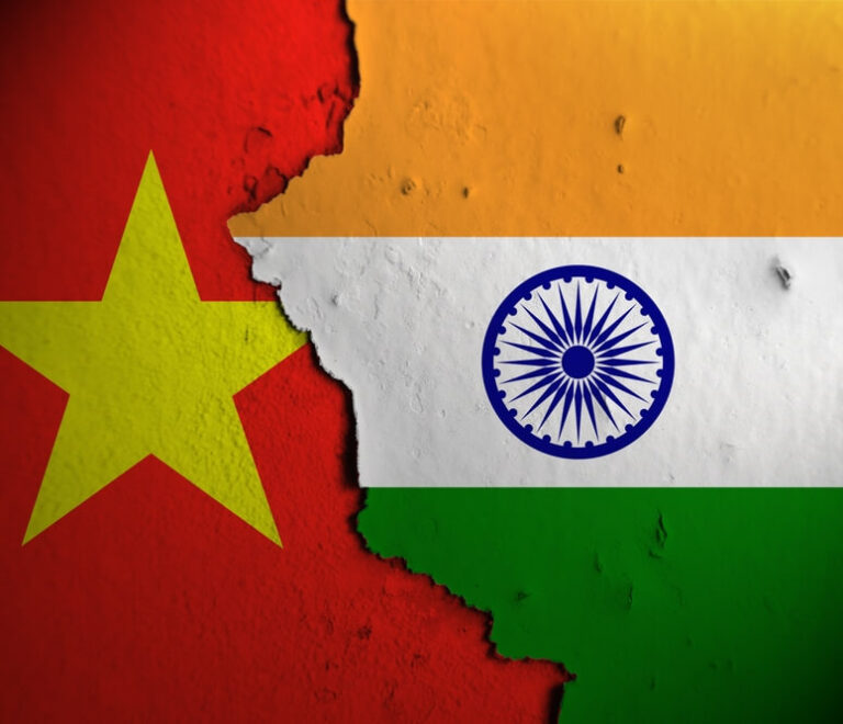 Vietnam vs India: Which is Better for Software Outsourcing?